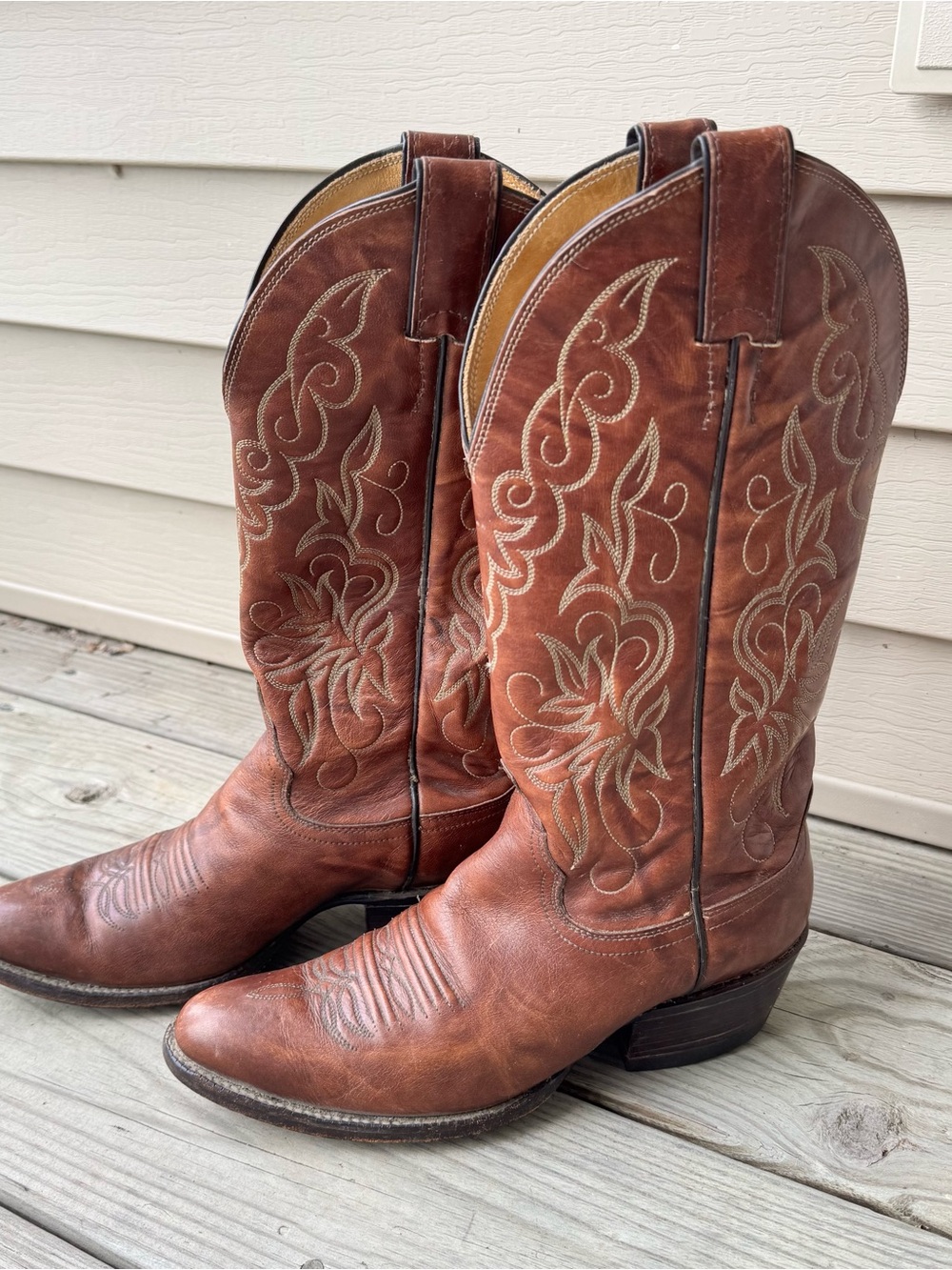 Justin Cowgirl Heeled Embroidered Boots